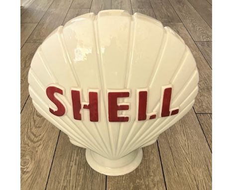 ORIGINAL SHELL PETROL GLOBE, GLASS  Original 1950s item, in generally good condition (please see condition notes). 