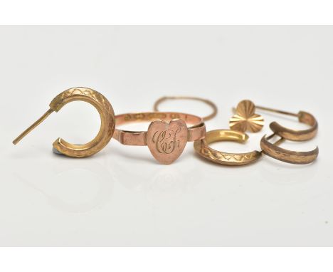 A 15CT GOLD SIGNET RING AND YELLOW METAL EARRINGS, the ring designed with a heart shape centre engraved with initials, raised
