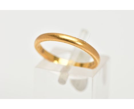 A 22CT GOLD WEDDING BAND RING, plain polished thin  band, approximately 2.2mm, hallmarked 22ct gold Birmingham, ring size L, 