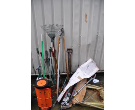 A COLLECTION OF GARDEN TOOLS including spades, tree loppers, an Eckman three piece long reach set (no battery or charger etc