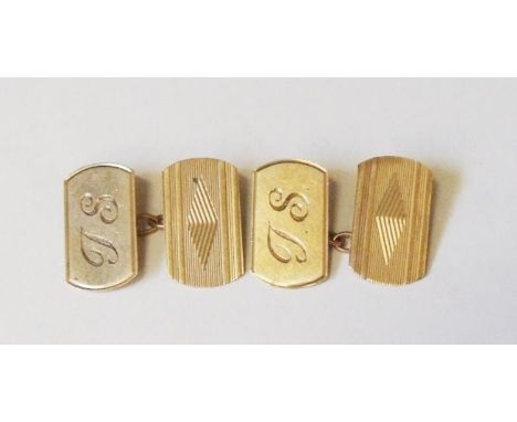 Pair 9ct. Gold Chain Link Cufflinks with engine turned geometric decoration &amp; Initials  CONDITION REPORT 3.9g