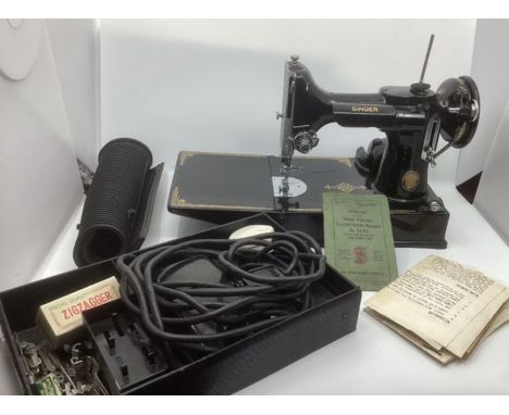 Singer Fine sewing Machine Portable 221 K1 boxed Antique Vintage Fine Model.The wonderful Rare K221k1 in perfect order with t