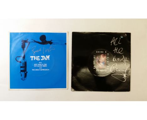 POP MUSIC, singles, inc. The Jam Just Who is the 5 O'Clock Hero and The Great Depression, signed by Bruce Foxton &amp; China 