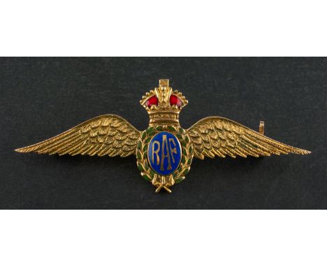A WWII RAF blue, green and red enamel sweetheart brooch, marked 'ORR15', total length ca. 5cm, total weight ca. 4.6gms.