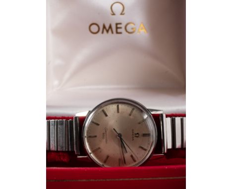 Omega Seamaster 600, a gentleman's stainless steel wristwatch the cream dial having raised baton numerals, baton hands, sweep