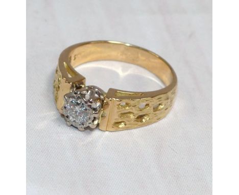 A vintage solitaire diamond ring, stamped '18CT', 5.6 gm