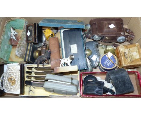 Various items of vintage camera equipment; other collectables and metalware