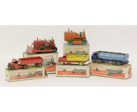 Dinky Supertoys: Foden 14 ton tanker (504), Bedford articulated lorry (521), Leyland comet lorry (531), Blaw Knox bulldozer (