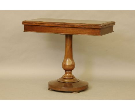A Miles & Edwards Victorian mahogany card table, with swivel top, on pedestal base, 90cm wide, 46cm deep, 76cm high