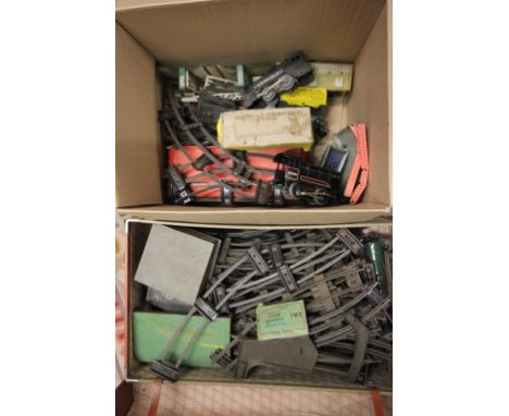 Collection of Hornby O gauge model railway to include engine, another plastic clock work engine etc
