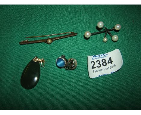 A 9ct gold bar Brooch, Pearl Brooch, jade Pendant and a pair of blue stone Earrings