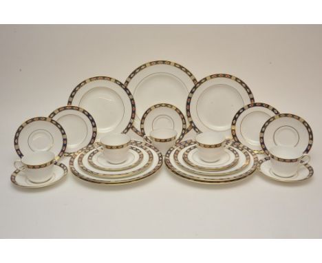 A Royal Crown Derby tea set, 5 cups, saucers, side plates and dinner plates, kedleston 