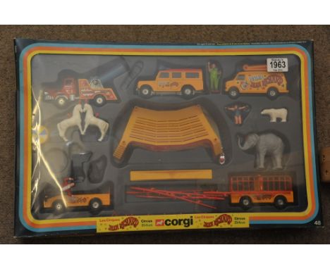 A boxed Corgi gift set 48 Jean Richard Circus  