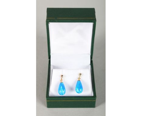 A PAIR OF 9CT GOLD OPAL DROP EARRINGS.