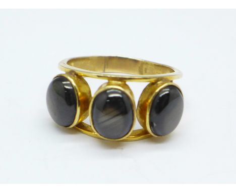 A yellow metal, three stone ring, partial 585 mark, 5.8g, R