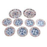 A SET OF SEVEN CHINESE IMARI PLATES, KANGXI