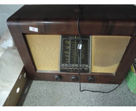 A vintage Bush PB.22 radio