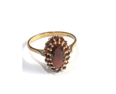 9ct gold vintage garnet ring (3g) 