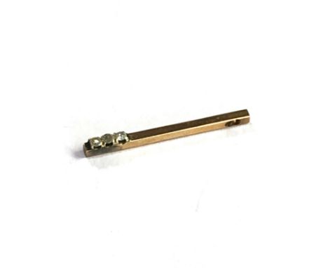 9ct gold diamond stick pendant 