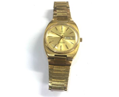 Vintage Omega seamaster automatic gents wristwatch the watch is ticking but no warranty given comes in omega box 