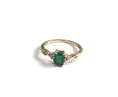 9ct gold vintage emerald &amp; diamond dress ring (1.4g) 