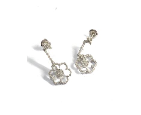 9ct white gold vintage diamond floral openwork screw-back drop earrings (3.3g) 