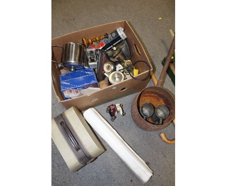 A BOX OF COLLECTABLES TO INCLUDE A VINTAGE COOKING PAN, WALKING STICK, LAMP ETC. 