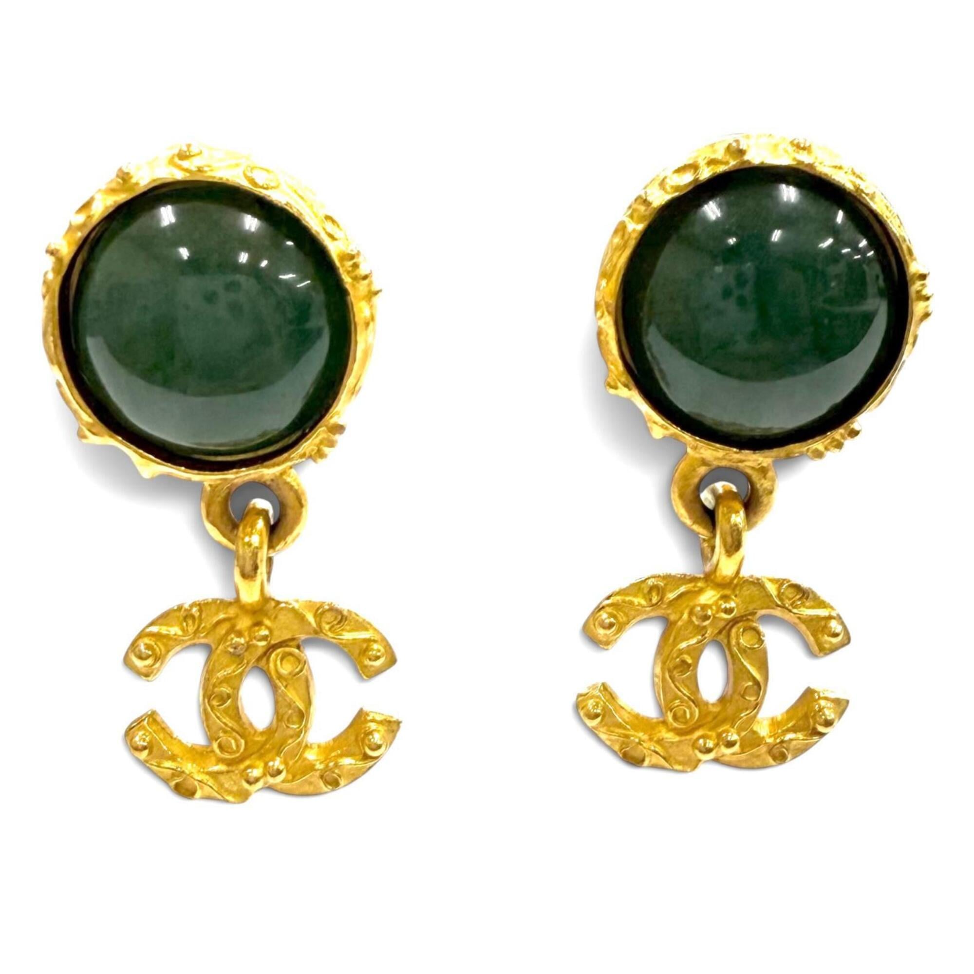 CHANEL Vintage 96A Gripoix Coco Mark Swing Earrings, Green with Gold Hardware, Made in France, Women