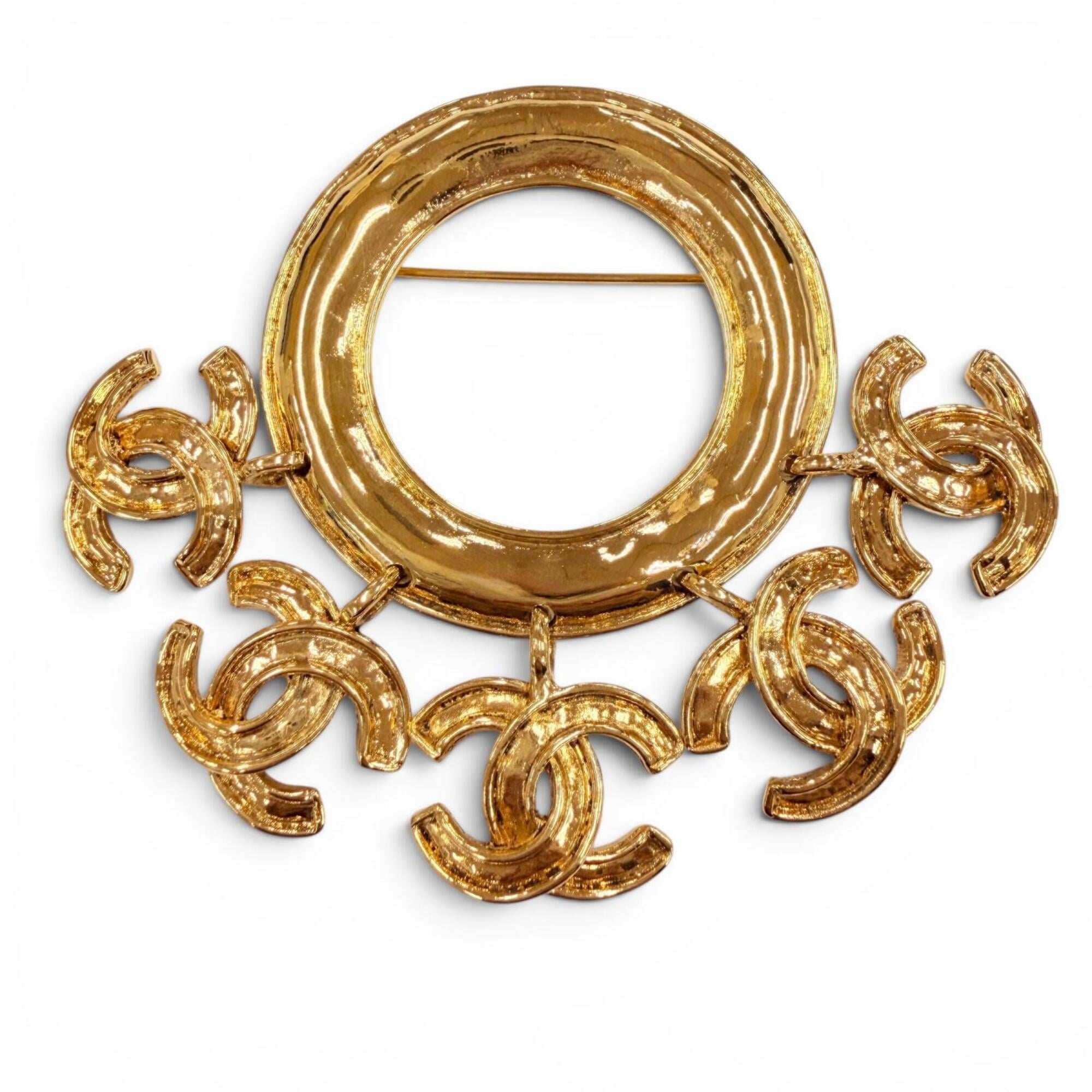 CHANEL Vintage 94P Five-Coco Mark Circle Swing Brooch, Gold, Made in France, Women\'s, with Box