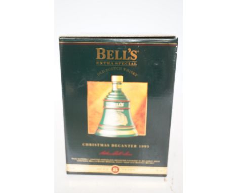 Bells extra special scotch whisky 1995