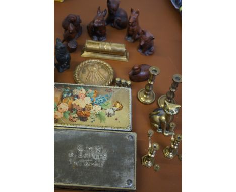 Two vintage tins, collection of piroyi castings and others