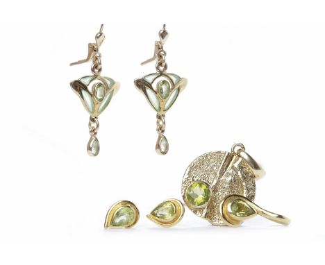 GROUP OF FOURTEEN CARAT GOLD GREEN GEM SET JEWELLERYcomprising a pair of stud earrings with matching pendant, each set with a