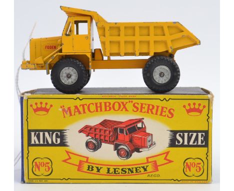 MATCHBOX LESNEY; Original vintage Matchbox Lesney diecast model ' King Size No. 5 ' Foden Truck. Within the original box. 
