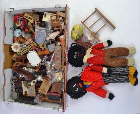 DOLLS HOUSE FURNITURE; A large and varied selection of vintage dolls house furniture and dolly accessories, along with 2x vin
