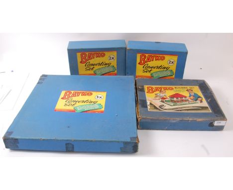 BAYKO; A collection of 4x vintage Bayko building sets - numbers; 3X, ' Building Set, ' and two 2X sets. Each within the origi
