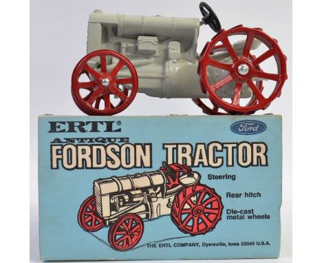 ERTL TRACTOR; An original vintage ERTL Antique Fordson Tractor 1:16 scale diecast heavy metal model. Within the original box.