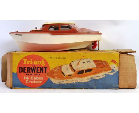 TRIANG BOAT; An original charming vintage Triang Toys Derwent model 14" Cabin Cruiser boat, within the original box. Battery 