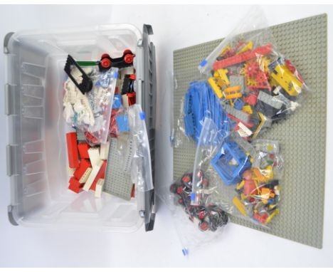 LEGO; A crate of assorted vintage loose Lego - mostly appearing to be 1970's - 1980's Lego, the crate has bricks, baseplates 