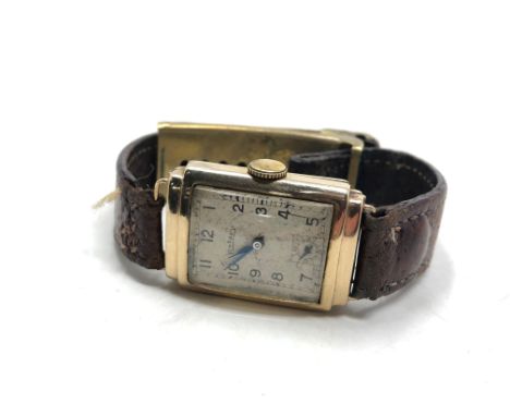A Gent's Vintage 9ct Gold Rotary Wristwatch, fifteen jewel manual wind movement, rectangular case 30mm by 22mm excluding crow