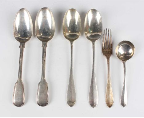 A pair of early Victorian silver Fiddle and Thread pattern tablespoons, London 1845 by William Eaton, length 21.7cm, a pair o