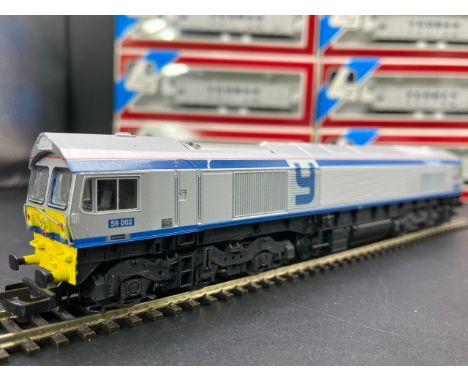 Lima Yeoman Class 59 Loco and a rake of six Lima L305672 102T PTA Bogie Ore Tippler PR26513 Yeoman White (1200g) Lima 204804A