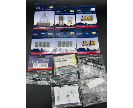 Six Bachmann Scenecraft OO carded accessories & additional detailing packs(300g)44-576 Banner repeater signal44-560 Lineside 