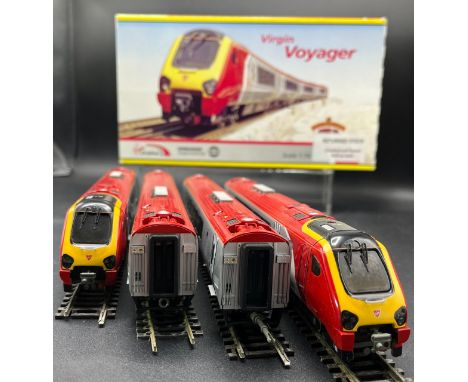 Bachmann Branchline 32-600 Class 220 Virgin Voyager 4 car DEMU 'Maiden Voyager' (non tilt)(1500g)includes Couplers -  Train -
