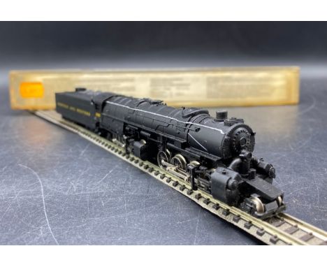 Rivarossi N Gauge 9136 2-8-8-2 Norfolk & Western Y6B Class Mallet Loco 2197 & Tender, Tested Runner(300g)Missing plastic inla