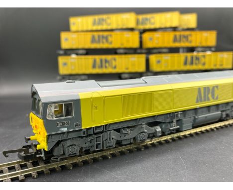 Lima ARC Class 59 103 Diesel Loco and a rake of nine Lima 305670A2 ARC PTA Bogie Ore Tippler Wagons #26835 Procor(700g)Lima 2