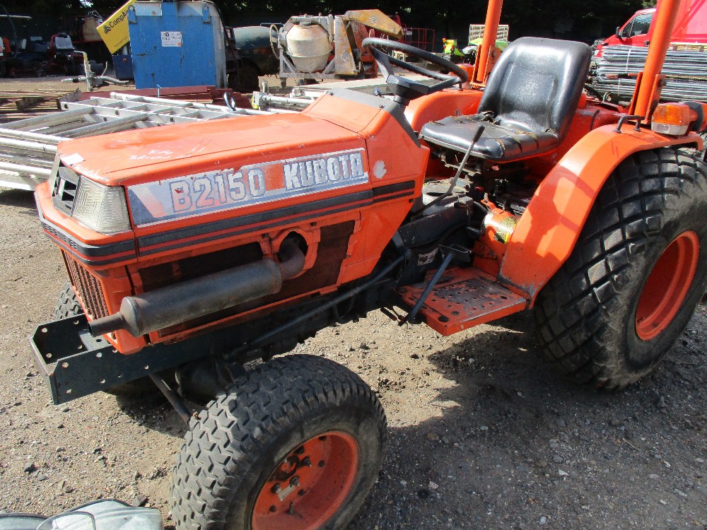 KUBOTA B2150 4WD COMPACT TRACTOR WITH HYDRASTATIC DRIVE SN: 52132 WHEN ...