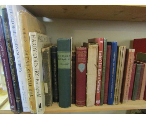 A collection of UK topographical books, guides and pamphlets, including some vintage examples (1 shelf) 