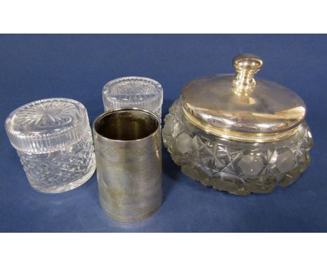 Engine turned silver beaker, maker WB Ltd, Birmingham 1907, 8 cm high; together with a silver topped glass jar, 4.5 oz approx