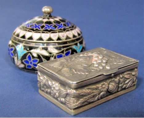 925 white metal pill or snuff box, embossed with berry and leaf decoration, with gilt interior, 4 cm long, together with a fu