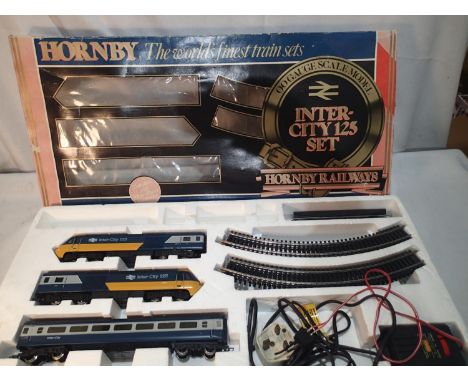 Hornby OO gauge, R546, Inter City train set, three car IC 125, excellent to near mint, plus track etc, box is fair. UK P&amp;